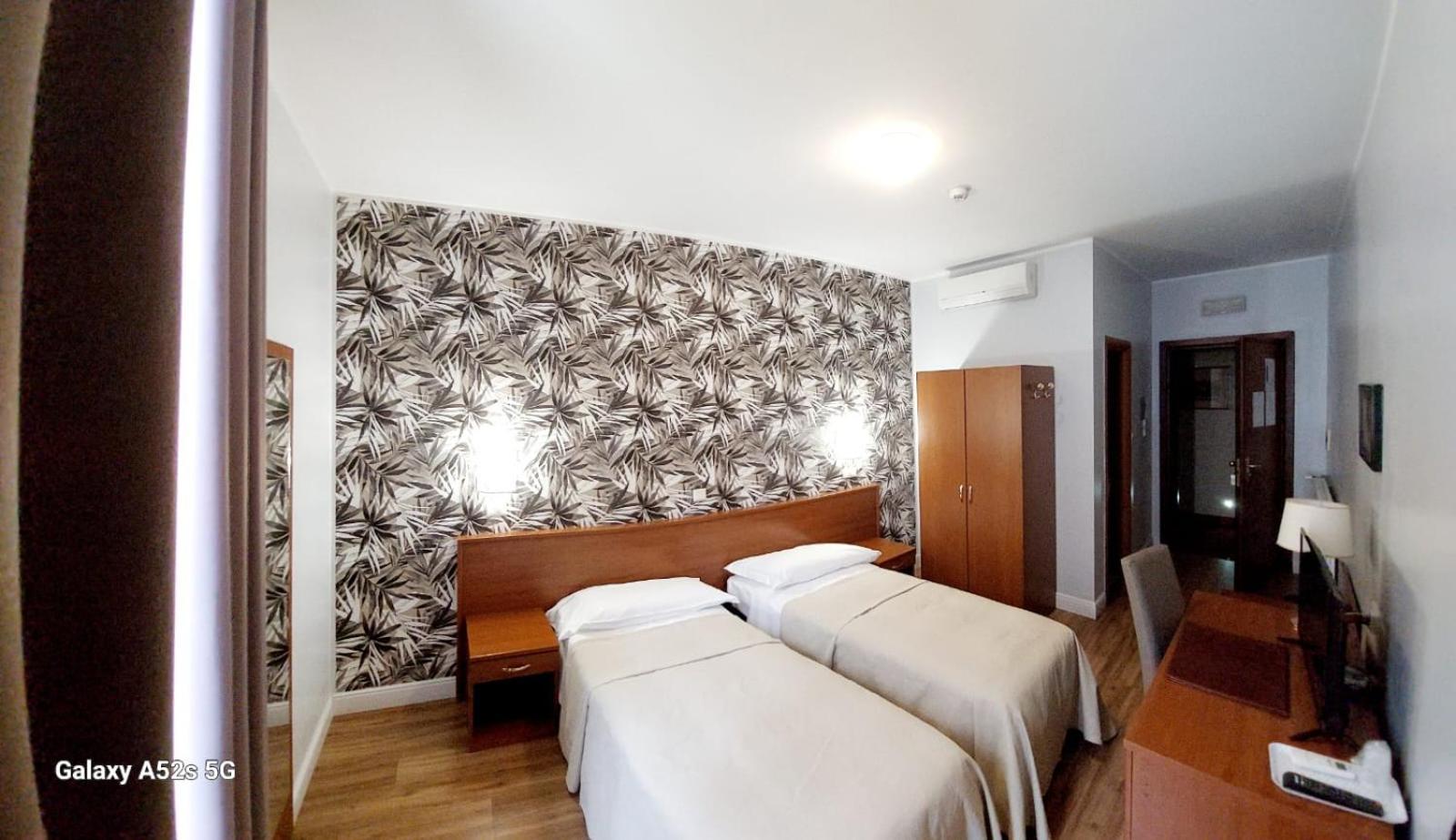 Hotel Alpi Resort Turin Exteriör bild